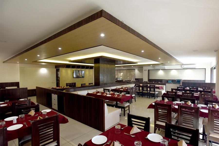 Hotel Sach Regency Ānand Esterno foto